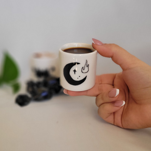 قهوه خوری سرامیکی مینیمال طرح ماه